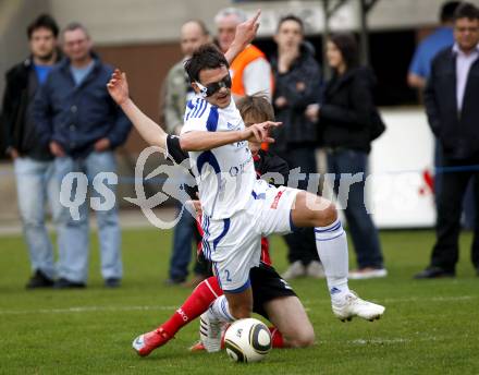 Fussball. Regionalliga. SK Treibach gegen WAC/St. Andrae Lavanttal. Hutter Christian (Treibach), Rotter Dominik (WAC/St.Andrae). Treibach, 20.4.2010.
Foto: Kuess 

---
pressefotos, pressefotografie, kuess, qs, qspictures, sport, bild, bilder, bilddatenbank