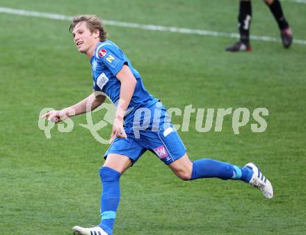 Fussball OEFB Stiegl Cup. SK Austria Kaernten gegen SC Magna Wr. Neustadt. Torjubel Alexander Gruenwald (Wr. Neustadt). Klagenfurt, am 20.4.2010.
Foto: Kuess
---
pressefotos, pressefotografie, kuess, qs, qspictures, sport, bild, bilder, bilddatenbank