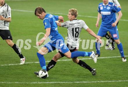 Fussball OEFB Stiegl Cup. SK Austria Kaernten gegen SC Magna Wr. Neustadt. Thomas Hinum (Kaernten), Alexander Gruenwald (Wr. Neustadt). Klagenfurt, am 20.4.2010.
Foto: Kuess
---
pressefotos, pressefotografie, kuess, qs, qspictures, sport, bild, bilder, bilddatenbank