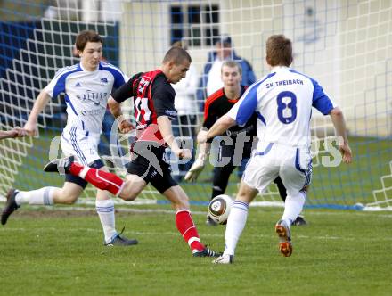 Fussball. Regionalliga. SK Treibach gegen WAC/St. Andrae Lavanttal. Klaming Philip, Golznig Stefan (Treibach), Korepp Stefan (WAC/St.Andrae). Treibach, 20.4.2010.
Foto: Kuess 

---
pressefotos, pressefotografie, kuess, qs, qspictures, sport, bild, bilder, bilddatenbank