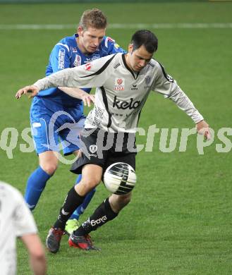 Fussball OEFB Stiegl Cup. SK Austria Kaernten gegen SC Magna Wr. Neustadt. Leonhard Kaufmann (Kaernten), Ronald Gercaliu (Wr. Neustadt). Klagenfurt, am 20.4.2010.
Foto: Kuess
---
pressefotos, pressefotografie, kuess, qs, qspictures, sport, bild, bilder, bilddatenbank