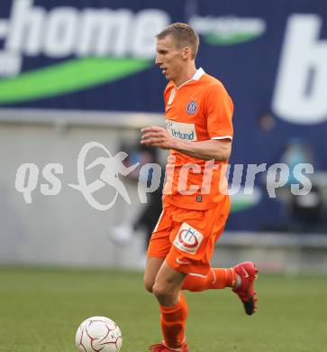 Fussball. Bundesliga. SK Austria Kelag Kaernten gegen FK Austria Wien.  Florian Klein (Wien). Klagenfurt, 17.4.2010. 
Foto: Kuess

---
pressefotos, pressefotografie, kuess, qs, qspictures, sport, bild, bilder, bilddatenbank