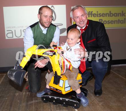 Schi Nordisch. Biathlon. Empfang Silbermedaillengewinner Daniel Mesotitsch. Daniel Mesotitsch mit Sohn, Landeshauptmann Gerhard Doerfler. St. Jakob im Rosental, am 24.4.2010.
Foto: Kuess
---
pressefotos, pressefotografie, kuess, qs, qspictures, sport, bild, bilder, bilddatenbank