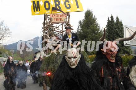 Schi Nordisch. Schispringen. Empfang Olympiasieger  Thomas Morgenstern. Thomas Morgenstern, Krampusse. Lieserhofen, am 24.4.2010.
Foto: Kuess
---
pressefotos, pressefotografie, kuess, qs, qspictures, sport, bild, bilder, bilddatenbank