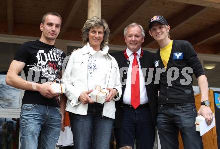 Schi Nordisch. Schispringen. Empfang Olympiasieger  Thomas Morgenstern. Carlos Egger Staatsmeister Boxen), Hannelore Gigler (Weltcupsiegerin Ski Alpin Masters), Landeshauptmann Gerhard Doerfler, Thomas Morgenstern. Lieserhofen, am 24.4.2010.
Foto: Kuess
---
pressefotos, pressefotografie, kuess, qs, qspictures, sport, bild, bilder, bilddatenbank