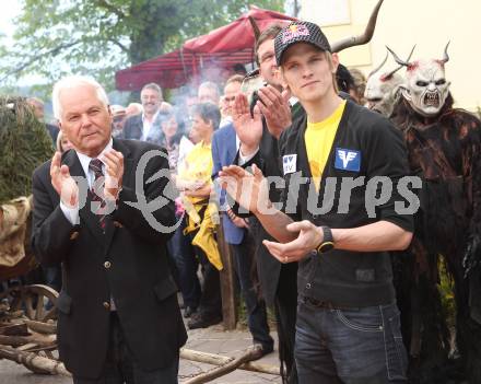 Schi Nordisch. Schispringen. Empfang Olympiasieger  Thomas Morgenstern. Anton Leikam, Thomas Morgenstern. Lieserhofen, am 24.4.2010.
Foto: Kuess
---
pressefotos, pressefotografie, kuess, qs, qspictures, sport, bild, bilder, bilddatenbank