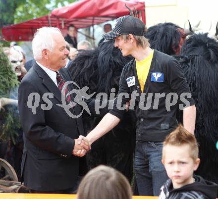 Schi Nordisch. Schispringen. Empfang Olympiasieger  Thomas Morgenstern. Anton Leikam, Thomas Morgenstern. Lieserhofen, am 24.4.2010.
Foto: Kuess
---
pressefotos, pressefotografie, kuess, qs, qspictures, sport, bild, bilder, bilddatenbank