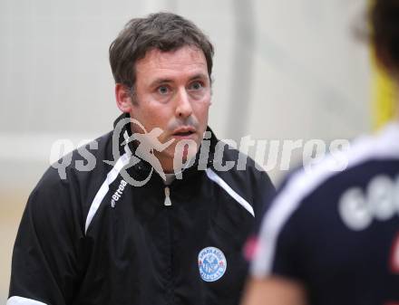 WVL. Volleyball Bundesliga. ATSC Wildcats gegen Hartberg. Trainer Helmut Voggenberger (Wildcats). Klagenfurt, 14.4.2010.
Foto: Kuess


---
pressefotos, pressefotografie, kuess, qs, qspictures, sport, bild, bilder, bilddatenbank