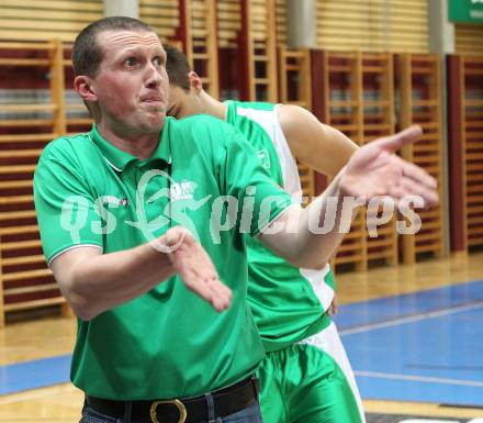 Basketball Kaerntner Liga. Woerthersee Piraten gegen KOS Klagenfurt. Trainer Matic Vidic (KOS). Klagenfurt, am 4.5.2010.
Foto: Kuess
---
pressefotos, pressefotografie, kuess, qs, qspictures, sport, bild, bilder, bilddatenbank