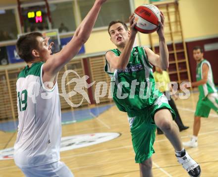 Basketball Kaerntner Liga. Woerthersee Piraten gegen KOS Klagenfurt. Rasid Mahalbasic (Piraten), Rok Papic (KOS). Klagenfurt, am 4.5.2010.
Foto: Kuess
---
pressefotos, pressefotografie, kuess, qs, qspictures, sport, bild, bilder, bilddatenbank