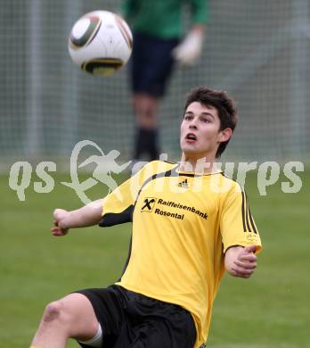 Fussball Unterliga Ost. SV Ludmannsdorf gegen ASKOE Koettmannsdorf.  Benko Patrick(Koettmannsdorf). Ludmannsdorf, am 18.4.2010.
Foto: Kuess
---
pressefotos, pressefotografie, kuess, qs, qspictures, sport, bild, bilder, bilddatenbank