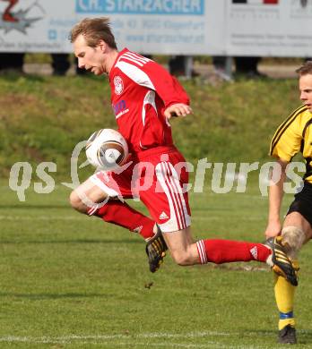 Fussball Unterliga Ost. SV Ludmannsdorf gegen ASKOE Koettmannsdorf.  Glantschnig Christian (Ludmannsdorf). Ludmannsdorf, am 18.4.2010.
Foto: Kuess
---
pressefotos, pressefotografie, kuess, qs, qspictures, sport, bild, bilder, bilddatenbank