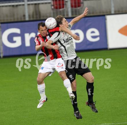 Fussball. Bundesliga. SK Austria Kelag Kaernten gegen LASK Linz.  Michael Sollbauer,  (Austria Kaernten), Juergen Panis (Linz). Klagenfurt, 5.5.2010. 
Foto: Kuess

---
pressefotos, pressefotografie, kuess, qs, qspictures, sport, bild, bilder, bilddatenbank