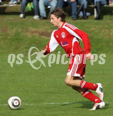 Fussball Unterliga Ost. SV Ludmannsdorf gegen ASKOE Koettmannsdorf.  Kroepfl Johannes (Ludmannsdorf). Ludmannsdorf, am 18.4.2010.
Foto: Kuess
---
pressefotos, pressefotografie, kuess, qs, qspictures, sport, bild, bilder, bilddatenbank