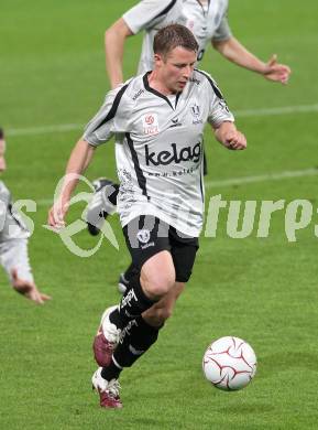 Fussball. Bundesliga. SK Austria Kelag Kaernten gegen LASK Linz.  Thomas Riedl (Austria Kaernten). Klagenfurt, 5.5.2010. 
Foto: Kuess

---
pressefotos, pressefotografie, kuess, qs, qspictures, sport, bild, bilder, bilddatenbank