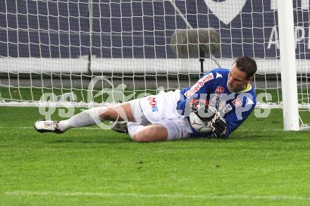 Fussball. Bundesliga. SK Austria Kelag Kaernten gegen LASK Linz.  Juergen Macho (Linz). Klagenfurt, 5.5.2010. 
Foto: Kuess

---
pressefotos, pressefotografie, kuess, qs, qspictures, sport, bild, bilder, bilddatenbank