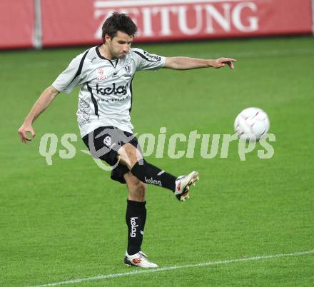 Fussball. Bundesliga. SK Austria Kelag Kaernten gegen LASK Linz.  Luka Elsner (Austria Kaernten). Klagenfurt, 5.5.2010. 
Foto: Kuess

---
pressefotos, pressefotografie, kuess, qs, qspictures, sport, bild, bilder, bilddatenbank