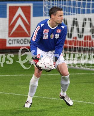 Fussball. Bundesliga. SK Austria Kelag Kaernten gegen LASK Linz.  Juergen Macho (Linz). Klagenfurt, 5.5.2010. 
Foto: Kuess

---
pressefotos, pressefotografie, kuess, qs, qspictures, sport, bild, bilder, bilddatenbank