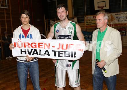 Basketball. Kaerntner Liga. Finale. KOS Klagenfurt gegen Woerthersee Piraten. Juergen Mader, Obmann Danilo Prusnik (KOS). Klagenfurt, 6.5.2010.
Foto: Kuess
---
pressefotos, pressefotografie, kuess, qs, qspictures, sport, bild, bilder, bilddatenbank