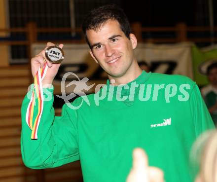 Basketball. Kaerntner Liga. Finale. KOS Klagenfurt gegen Woerthersee Piraten. Matic Ribic (KOS). Klagenfurt, 6.5.2010.
Foto: Kuess
---
pressefotos, pressefotografie, kuess, qs, qspictures, sport, bild, bilder, bilddatenbank