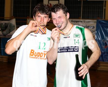 Basketball. Kaerntner Liga. Finale. KOS Klagenfurt gegen Woerthersee Piraten. Selmir Husanovic, Juergen Mader (KOS). Klagenfurt, 6.5.2010.
Foto: Kuess
---
pressefotos, pressefotografie, kuess, qs, qspictures, sport, bild, bilder, bilddatenbank