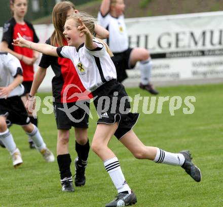 Fussball. Girlies Cup. Feffernitz, 8.5.2010.
Foto: Kuess
---
pressefotos, pressefotografie, kuess, qs, qspictures, sport, bild, bilder, bilddatenbank