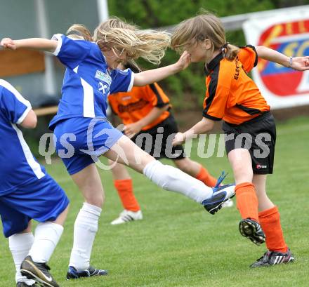 Fussball. Girlies Cup. Feffernitz, 8.5.2010.
Foto: Kuess
---
pressefotos, pressefotografie, kuess, qs, qspictures, sport, bild, bilder, bilddatenbank