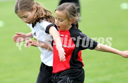 Fussball. Girlies Cup. Feffernitz, 8.5.2010.
Foto: Kuess
---
pressefotos, pressefotografie, kuess, qs, qspictures, sport, bild, bilder, bilddatenbank