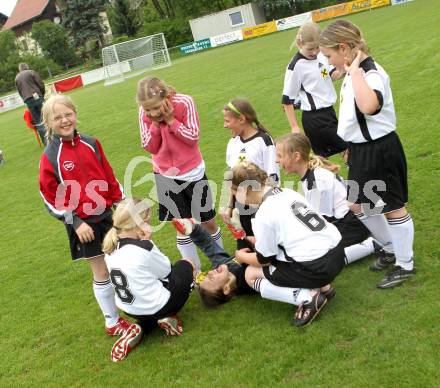 Fussball. Girlies Cup. Feffernitz, 8.5.2010.
Foto: Kuess
---
pressefotos, pressefotografie, kuess, qs, qspictures, sport, bild, bilder, bilddatenbank