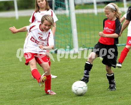 Fussball. Girlies Cup. Feffernitz, 8.5.2010.
Foto: Kuess
---
pressefotos, pressefotografie, kuess, qs, qspictures, sport, bild, bilder, bilddatenbank