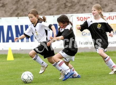 Fussball. Girlies Cup. Feffernitz, 8.5.2010.
Foto: Kuess
---
pressefotos, pressefotografie, kuess, qs, qspictures, sport, bild, bilder, bilddatenbank