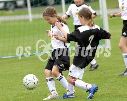 Fussball. Girlies Cup. Feffernitz, 8.5.2010.
Foto: Kuess
---
pressefotos, pressefotografie, kuess, qs, qspictures, sport, bild, bilder, bilddatenbank