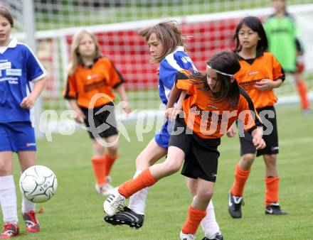 Fussball. Girlies Cup.  Feffernitz, 8.5.2010.
Foto: Kuess
---
pressefotos, pressefotografie, kuess, qs, qspictures, sport, bild, bilder, bilddatenbank