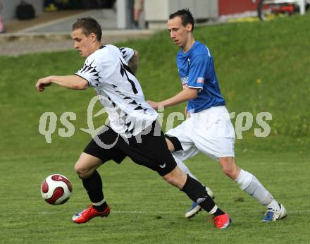 Fussball Unterliga Ost. ASKOE Koettmannsdorf gegen SK Kuehnsdorf. Martin Rauter Rauter (Koettmannsdorf),  Robert Matic (Kuehnsdorf). Klagenfurt, am 9.5.2010.
Foto: Kuess
---
pressefotos, pressefotografie, kuess, qs, qspictures, sport, bild, bilder, bilddatenbank