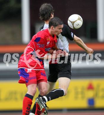 Fussball. Regionalliga. WAC SK St. Andrae/Lavanttal gegen SAK Celovec/Klagenfurt.  Christian Falk, (St.Andrae), Patrick Lausegger (SAK). Klagenfurt, 11.5.2010. 
Foto: Kuess

---
pressefotos, pressefotografie, kuess, qs, qspictures, sport, bild, bilder, bilddatenbank