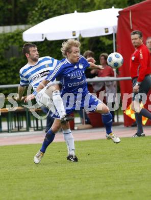 Fussball Kaerntner Liga. VSV gegen SK Treibach. Stefan Stresch (VSV), Alexander Lessnigg (Treibach). Villach, am 13.5.2010.
Foto: Kuess
---
pressefotos, pressefotografie, kuess, qs, qspictures, sport, bild, bilder, bilddatenbank