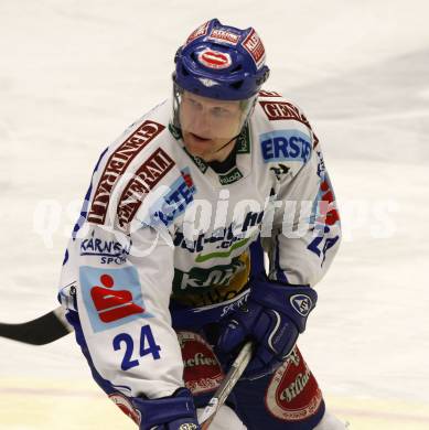 EBEL. Eishockey Bundesliga. EC Pasut VSV gegen EV Vienna Capitals. Guenther Lanzinger (VSV). Villach, am 17.1.2010.
Foto: Kuess 


---
pressefotos, pressefotografie, kuess, qs, qspictures, sport, bild, bilder, bilddatenbank