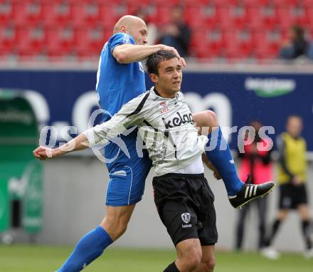 Fussball. Tipp3-Bundesliga. SK Austria Kaernten gegen SC Magna Wiener Neustadt. Markus Pink, (Austria Kaernten), Petr Johana (Wr. Neustadt). Klagenfurt, 13.5.2010. 
Foto: Kuess 

---
pressefotos, pressefotografie, kuess, qs, qspictures, sport, bild, bilder, bilddatenbank