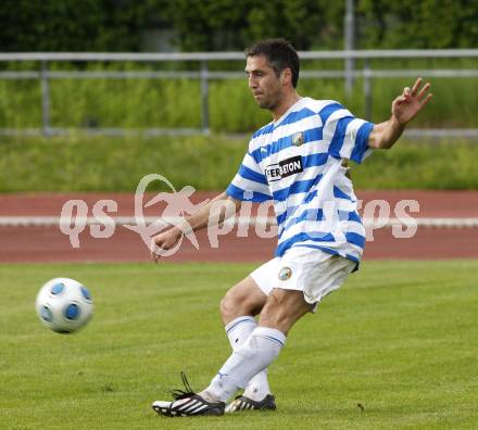 Fussball Kaerntner Liga. VSV gegen SK Treibach. Darko Djukic (VSV). Villach, am 13.5.2010.
Foto: Kuess
---
pressefotos, pressefotografie, kuess, qs, qspictures, sport, bild, bilder, bilddatenbank