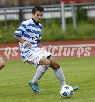 Fussball Kaerntner Liga. VSV gegen SK Treibach. Sandro Michael Ebner (VSV). Villach, am 13.5.2010.
Foto: Kuess
---
pressefotos, pressefotografie, kuess, qs, qspictures, sport, bild, bilder, bilddatenbank
