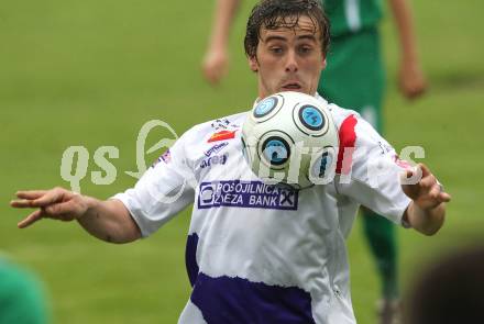 Fussball Regionalliga. SAK gegen FC Superfund Pasching. Grega Triplat (SAK). Klagenfurt, am 15.5.2010.
Foto: Kuess
---
pressefotos, pressefotografie, kuess, qs, qspictures, sport, bild, bilder, bilddatenbank