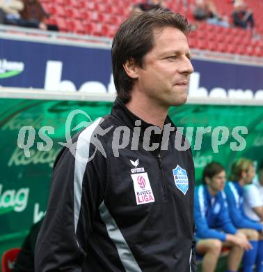 Fussball. Tipp3-Bundesliga. SK Austria Kaernten gegen SC Magna Wiener Neustadt. Trainer Peter Schoettel (Wr. Neustadt). Klagenfurt, 13.5.2010. 
Foto: Kuess 

---
pressefotos, pressefotografie, kuess, qs, qspictures, sport, bild, bilder, bilddatenbank