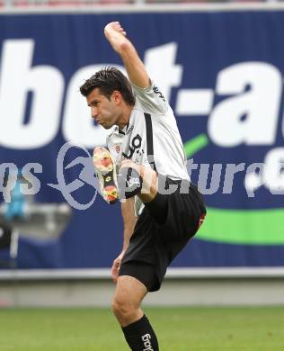 Fussball. Tipp3-Bundesliga. SK Austria Kaernten gegen SC Magna Wiener Neustadt. Luka Elsner (Austria Kaernten). Klagenfurt, 13.5.2010. 
Foto: Kuess 

---
pressefotos, pressefotografie, kuess, qs, qspictures, sport, bild, bilder, bilddatenbank