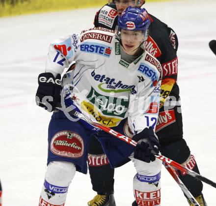 EBEL. Eishockey Bundesliga. EC Pasut VSV gegen EV Vienna Capitals. Michael Raffl (VSV). Villach, am 17.1.2010.
Foto: Kuess 


---
pressefotos, pressefotografie, kuess, qs, qspictures, sport, bild, bilder, bilddatenbank