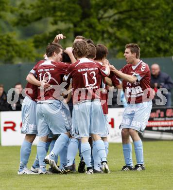 Fussball. Kaerntner Liga. SK Treibach gegen SV Feldkirchen. Jubel (Feldkirchen). Treibach, 16.5.2010.
Foto: Kuess
---
pressefotos, pressefotografie, kuess, qs, qspictures, sport, bild, bilder, bilddatenbank