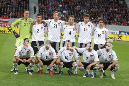 Fussball. Laenderspiel Oesterreich gegen Kroatien. Mannschaftsfoto. Hinten von links: Juergen Macho, Aleksandar Dragovic, Marc Janko, Manuel Ortlechner, Sebastian Proedl, Martin Harnik. Vorne von links: Franz Schiemer, Uemit Kormaz, Zlatko Junuzovic, Roman Wallner, Christian Fuchs  (Oesterreich). Klagenfurt, 19.5.2010. 
Foto: Kuess 

---
pressefotos, pressefotografie, kuess, qs, qspictures, sport, bild, bilder, bilddatenbank