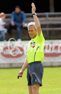 Fussball Unterliga Ost. SV ASKOE Holzbau Gasser Ludmannsdorf gegen ASKOE Zadruga St. Michael/Bl. Schiedsrichter Karl Stark. Ludmannsdorf, am 22.5.2010.
Foto: Kuess
---
pressefotos, pressefotografie, kuess, qs, qspictures, sport, bild, bilder, bilddatenbank