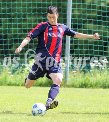 Fussball Unterliga Ost. SV ASKOE Holzbau Gasser Ludmannsdorf gegen ASKOE Zadruga St. Michael/Bl. David Muenzer (Ludmannsdorf). Ludmannsdorf, am 22.5.2010.
Foto: Kuess
---
pressefotos, pressefotografie, kuess, qs, qspictures, sport, bild, bilder, bilddatenbank