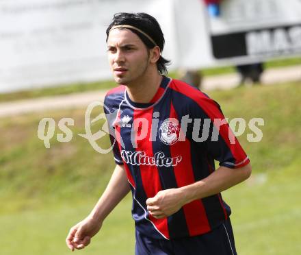 Fussball Unterliga Ost. SV ASKOE Holzbau Gasser Ludmannsdorf gegen ASKOE Zadruga St. Michael/Bl. Juergen Kozel (Ludmannsdorf). Ludmannsdorf, am 22.5.2010.
Foto: Kuess
---
pressefotos, pressefotografie, kuess, qs, qspictures, sport, bild, bilder, bilddatenbank