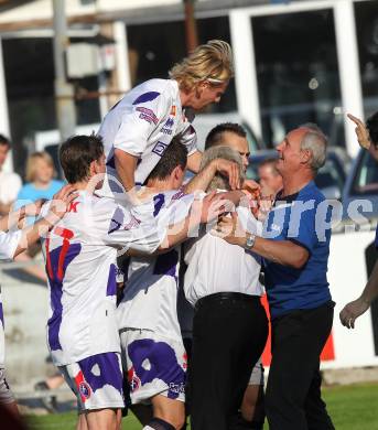 Fussball Regionalliga. SAK gegen GAK. Torjubel (SAK). Klagenfurt, am 25.5.2010.
Foto: Kuess
---
pressefotos, pressefotografie, kuess, qs, qspictures, sport, bild, bilder, bilddatenbank